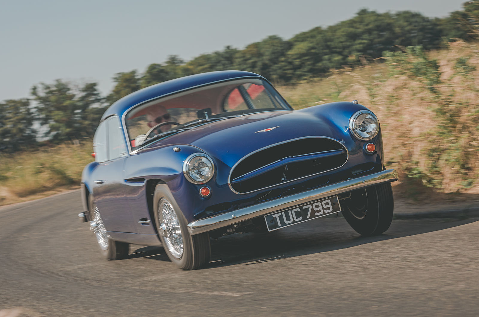 Classic & Sports Car – Jensen 541 family: chariots of fibre