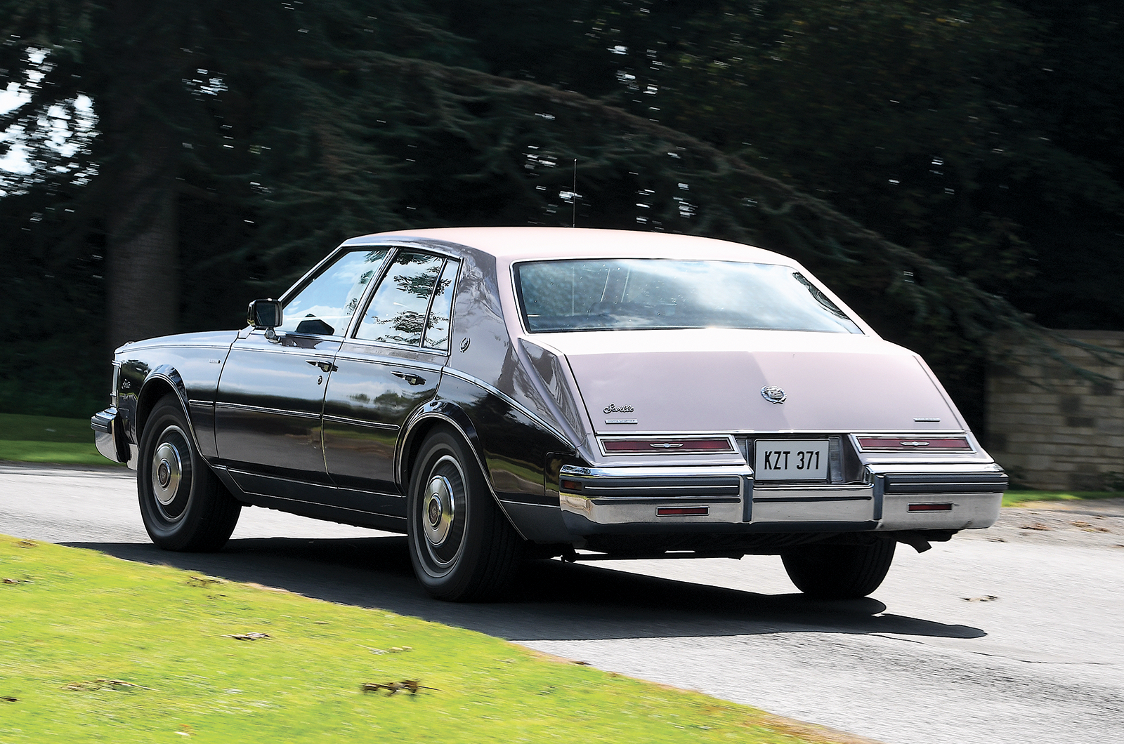 Classic & Sports Car – Cadillac Seville vs Mercedes-Benz 300D: transatlantic oil tankers