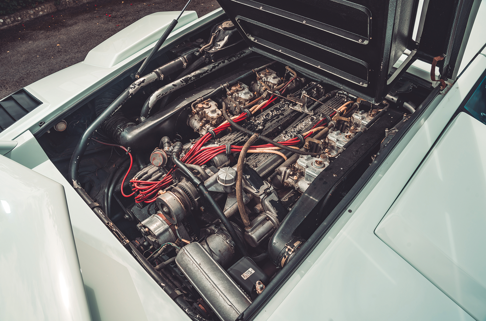 Classic & Sports Car – Lamborghini Countach, Diablo, Murciélago and Aventador: the wild bunch