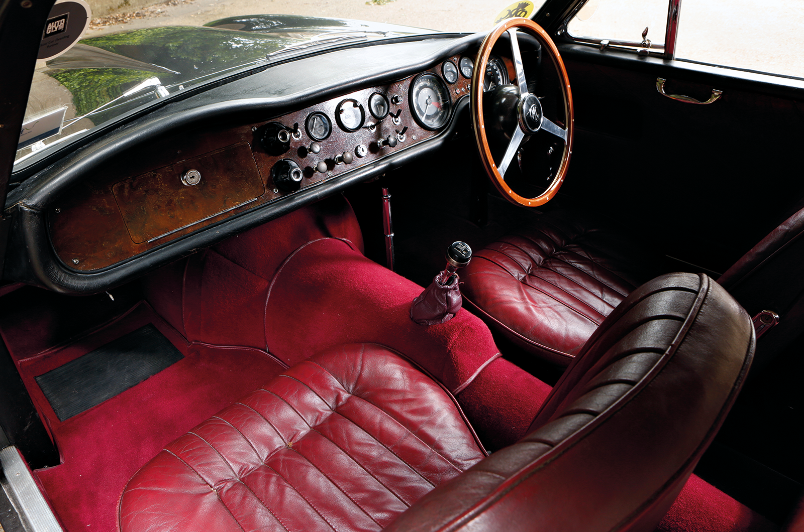 Classic & Sports Car – AC Greyhound vs Aceca: the forgotten child