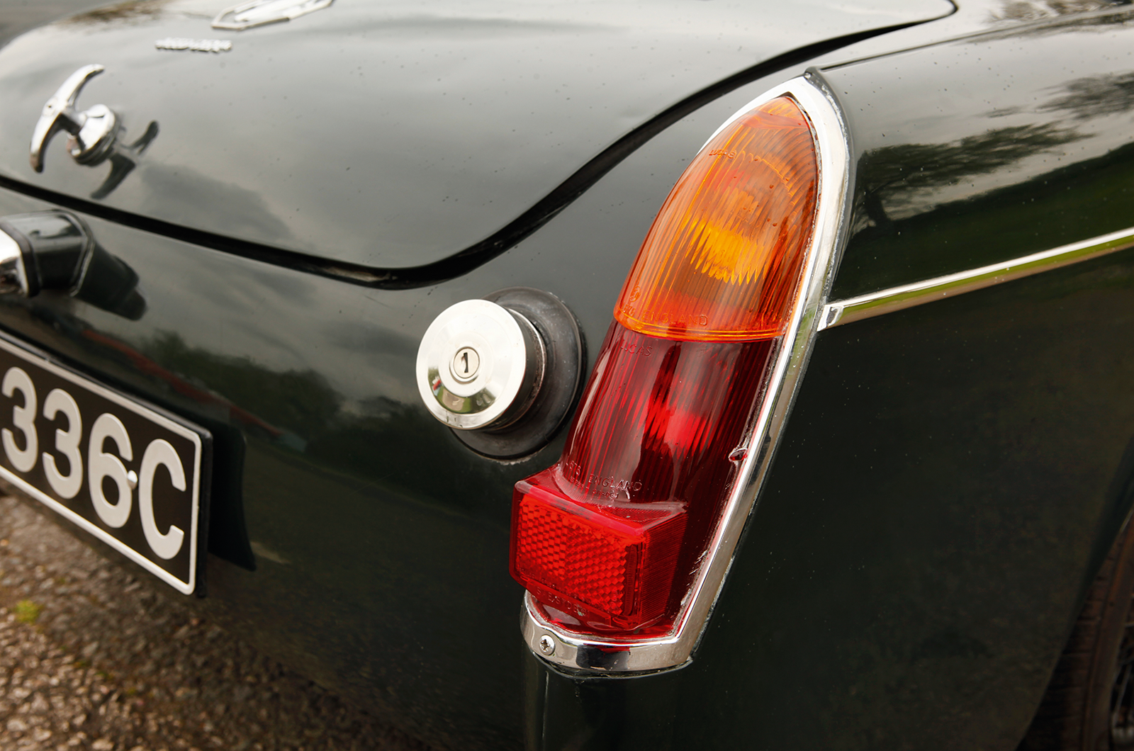 Classic & Sports Car – Austin-Healey Sprite and MG Midget: affordable fun