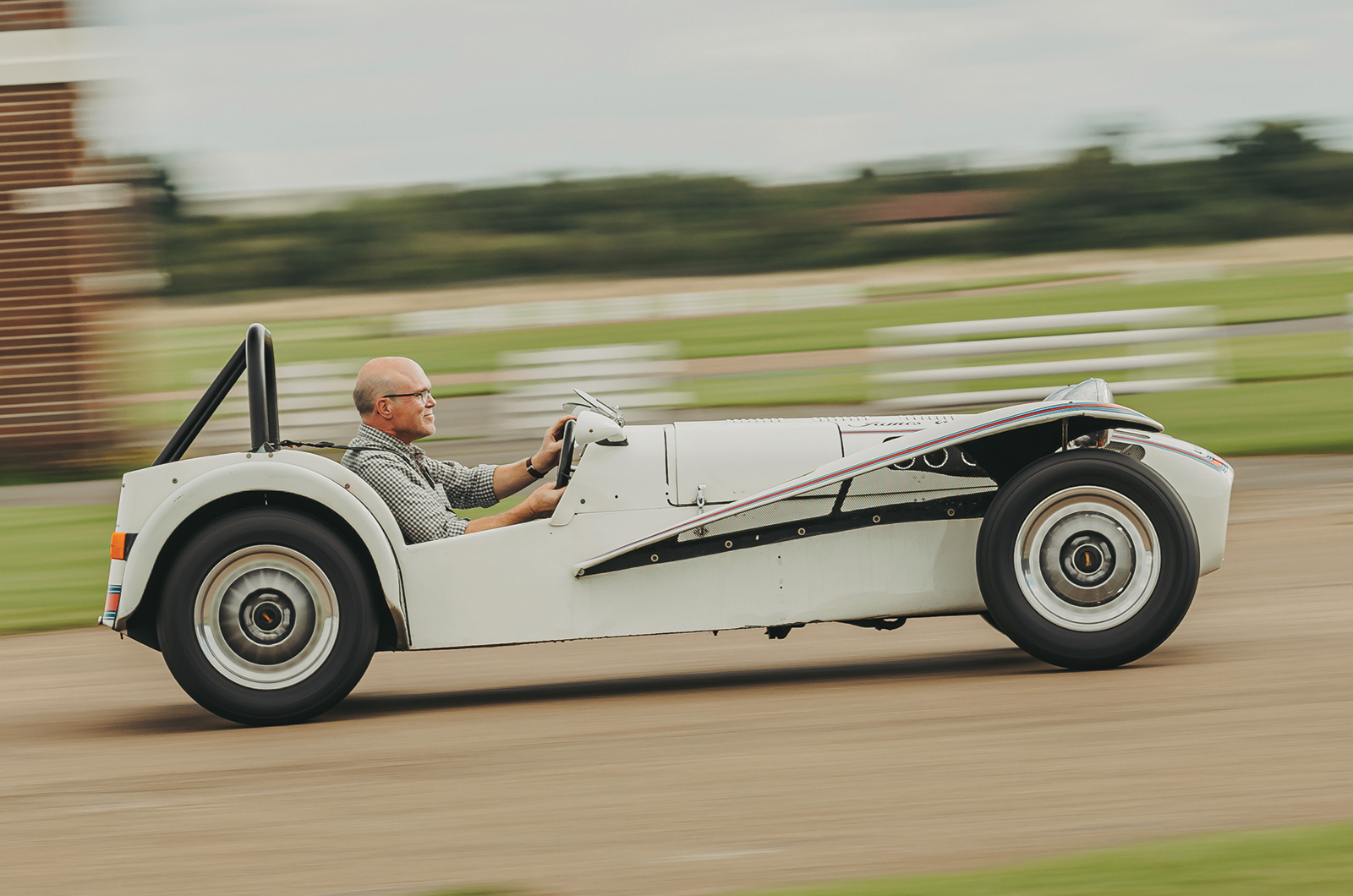 Classic & Sports Car – Caterham Seven: 50 years of lightweight thrills