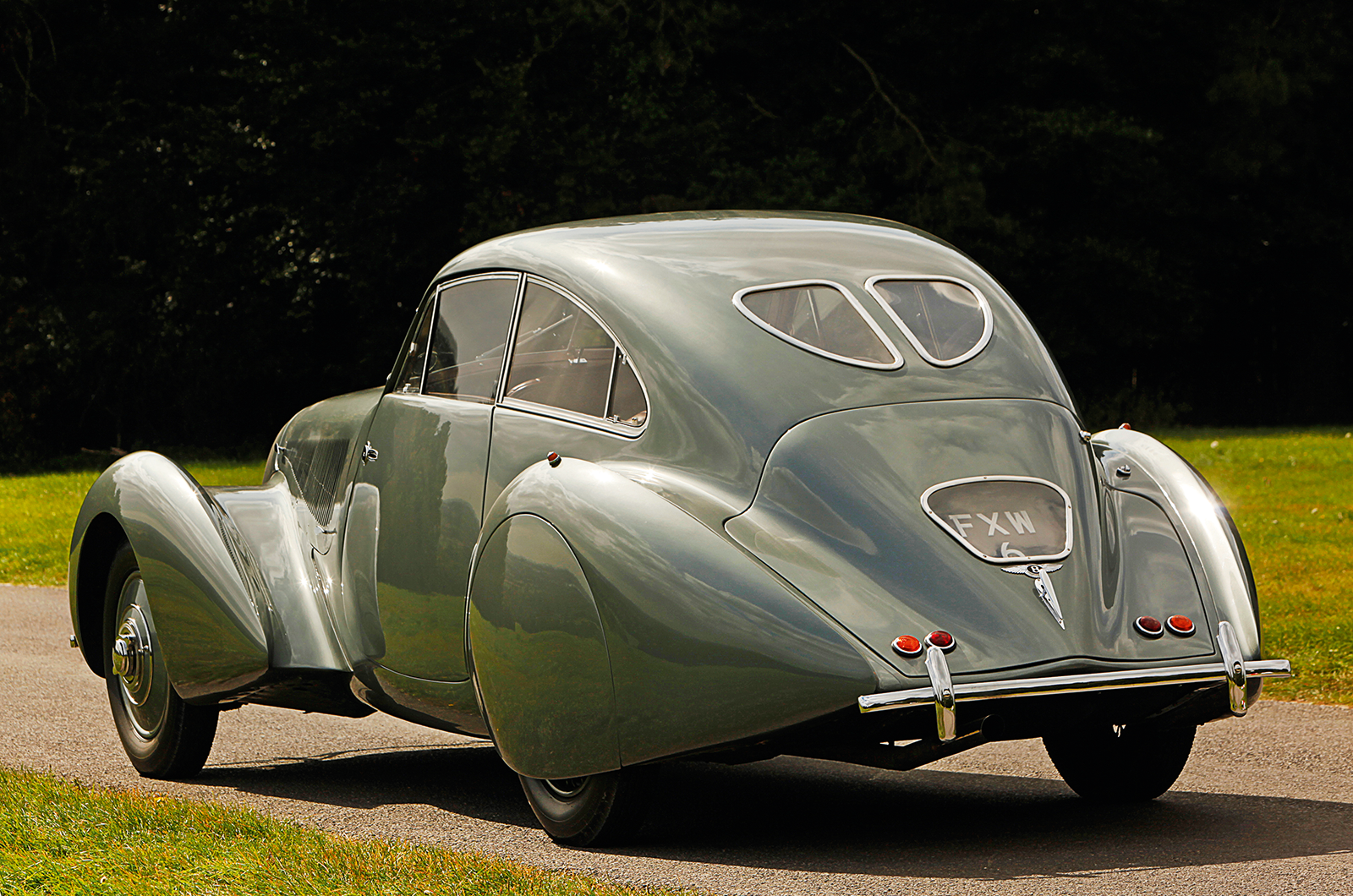 Classic & Sports Car – Embiricos Bentley: from Le Mans races to family holidays