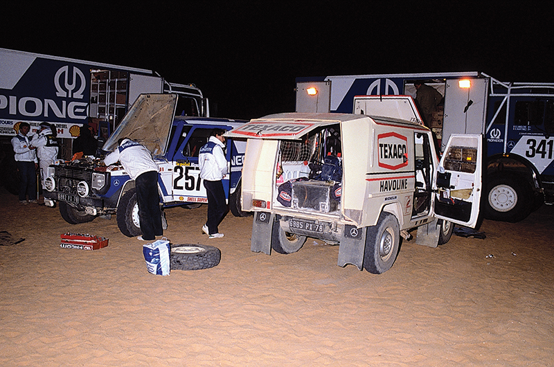 Classic & Sports Car – Mercedes-Benz G-Wagen: Paris-Dakar winner recreated
