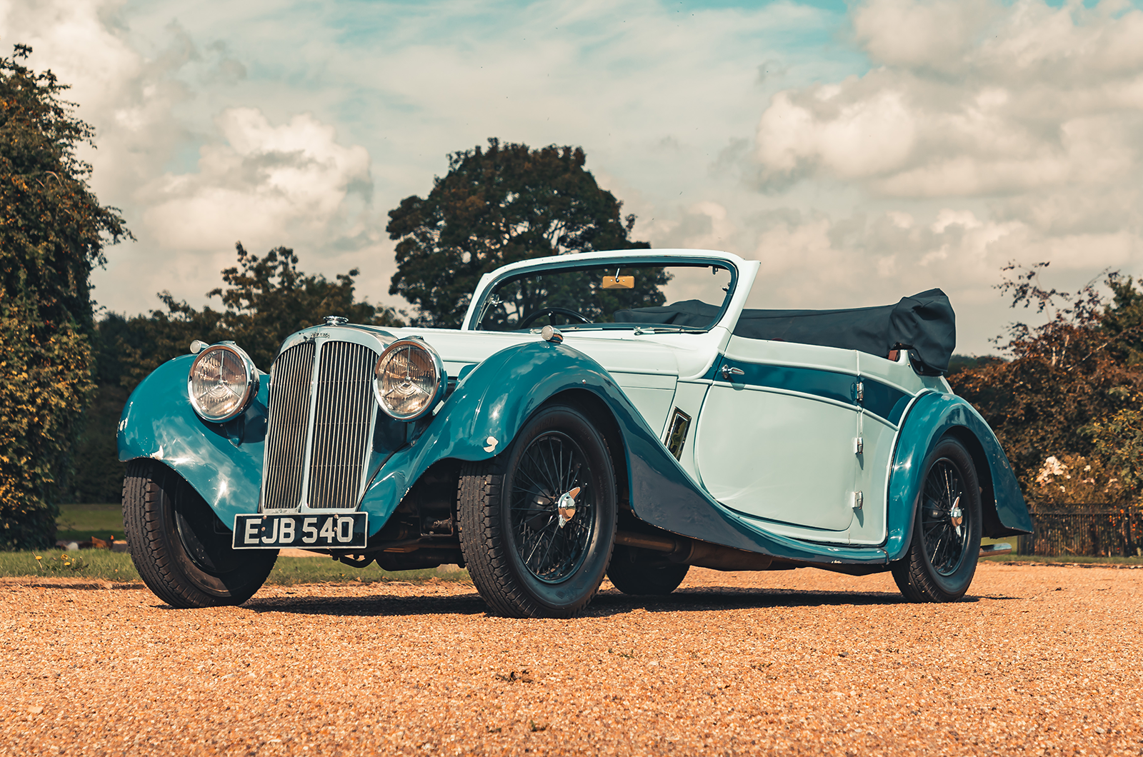 Classic & Sports Car – Atalanta V12: better by the dozen