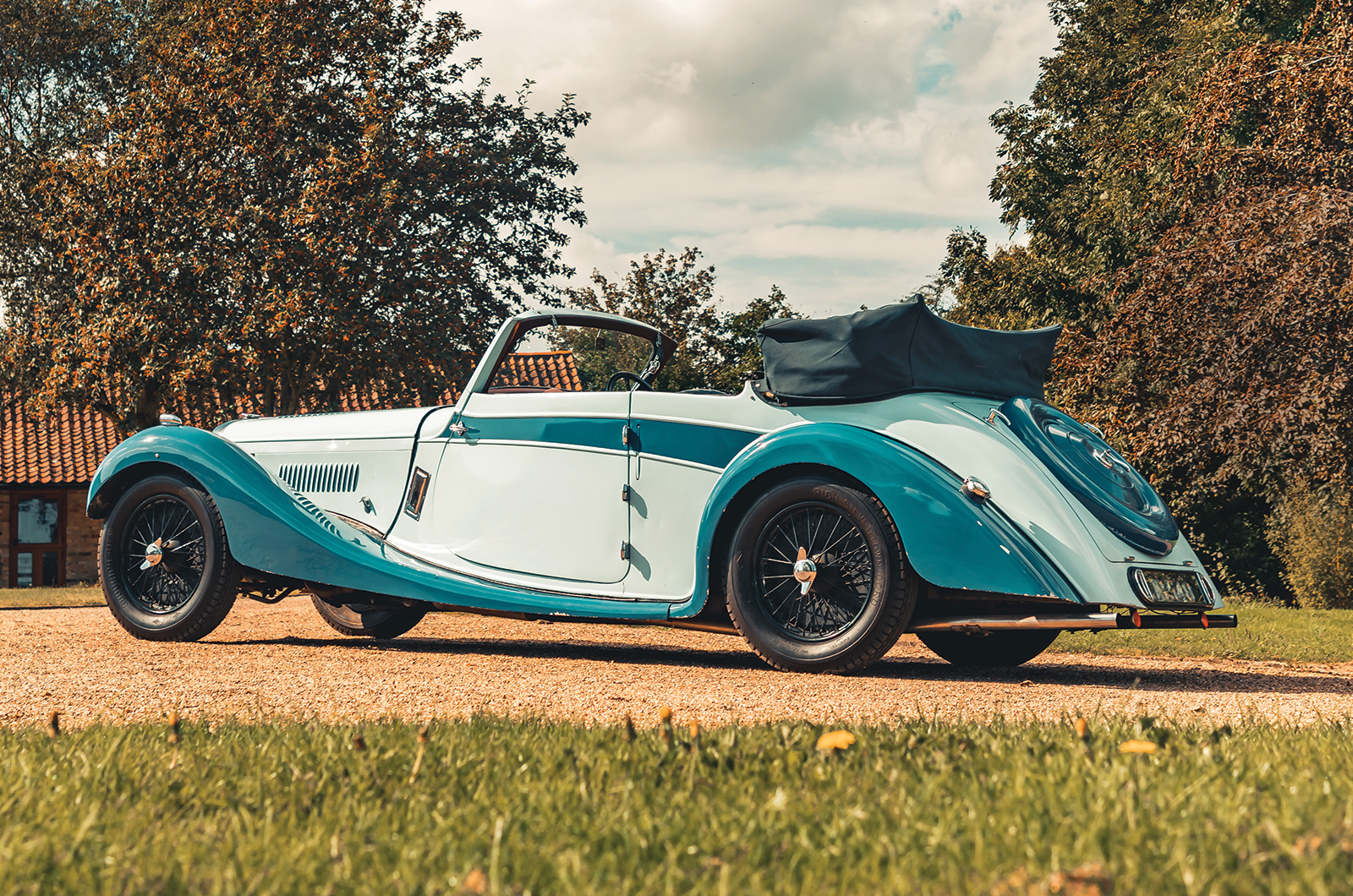 Classic & Sports Car – Atalanta V12: better by the dozen