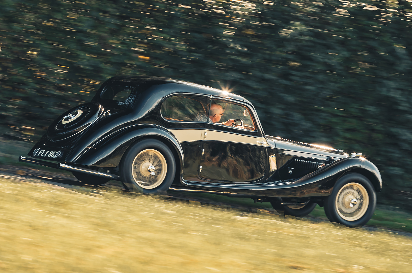 Classic & Sports Car – Atalanta V12: better by the dozen