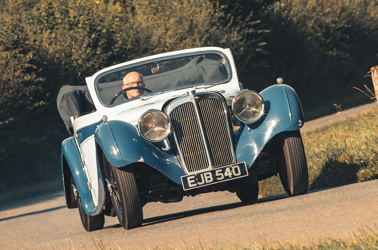 Classic & Sports Car – Atalanta V12: better by the dozen