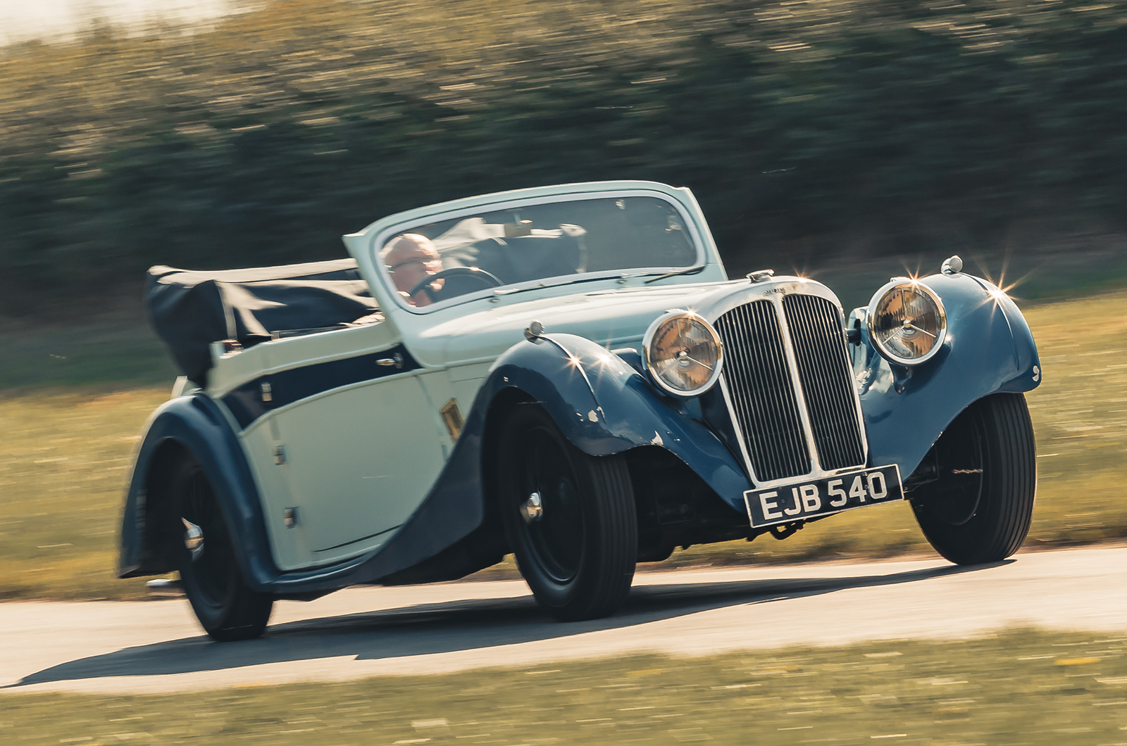 Classic & Sports Car – Atalanta V12: better by the dozen