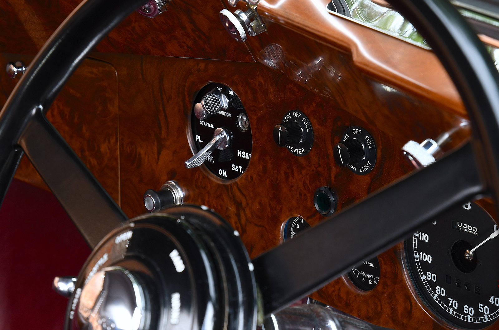 Classic & Sports Car – Bentley MkV Corniche: unique prototype reborn