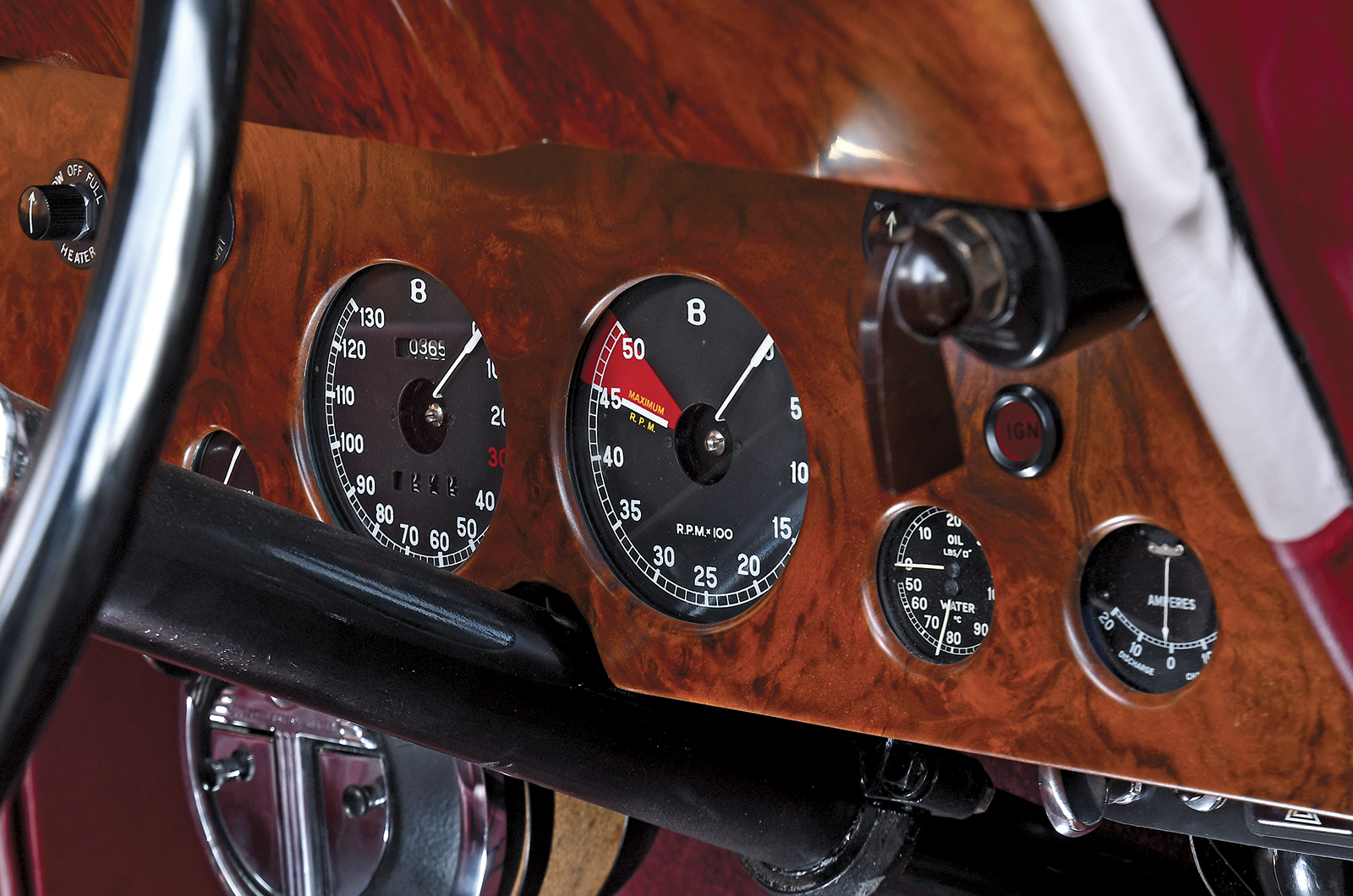 Classic & Sports Car – Bentley MkV Corniche: unique prototype reborn