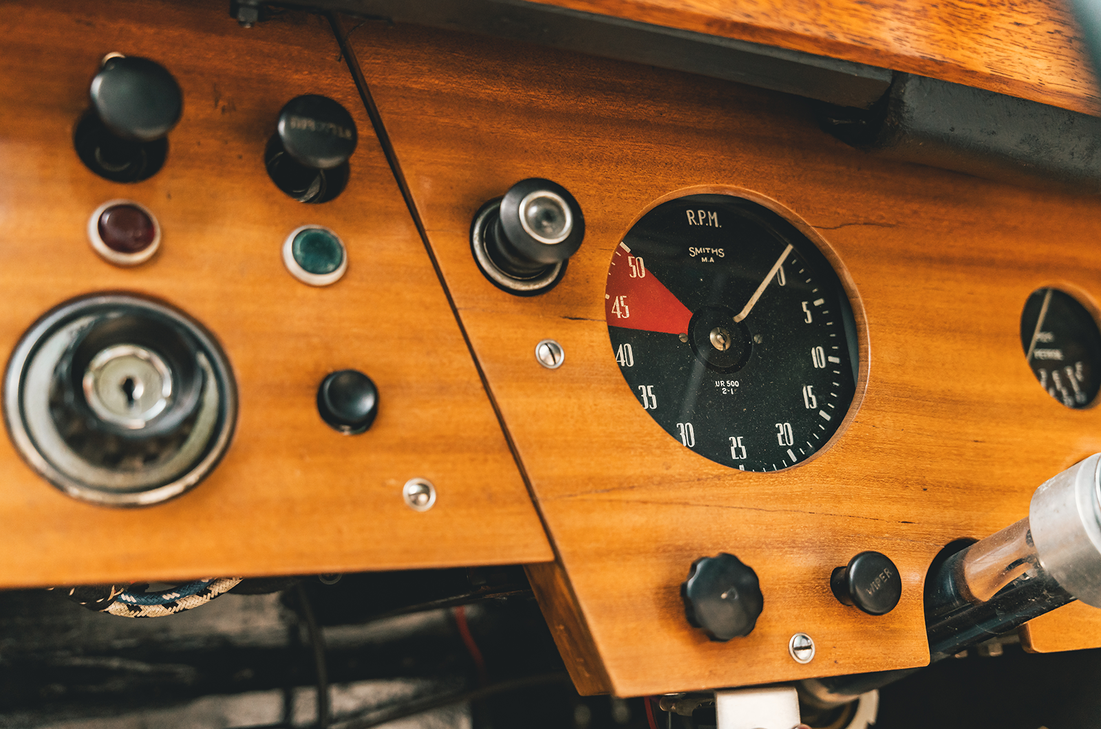 Classic & Sports Car – Bristol 400 drophead coupé: open season