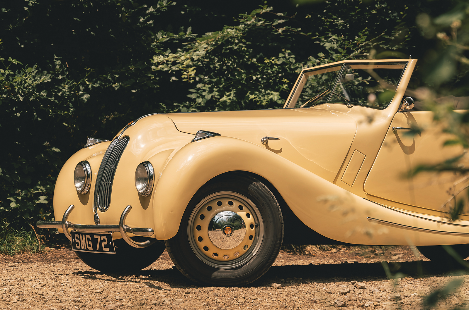 Classic & Sports Car – Bristol 400 drophead coupé: open season