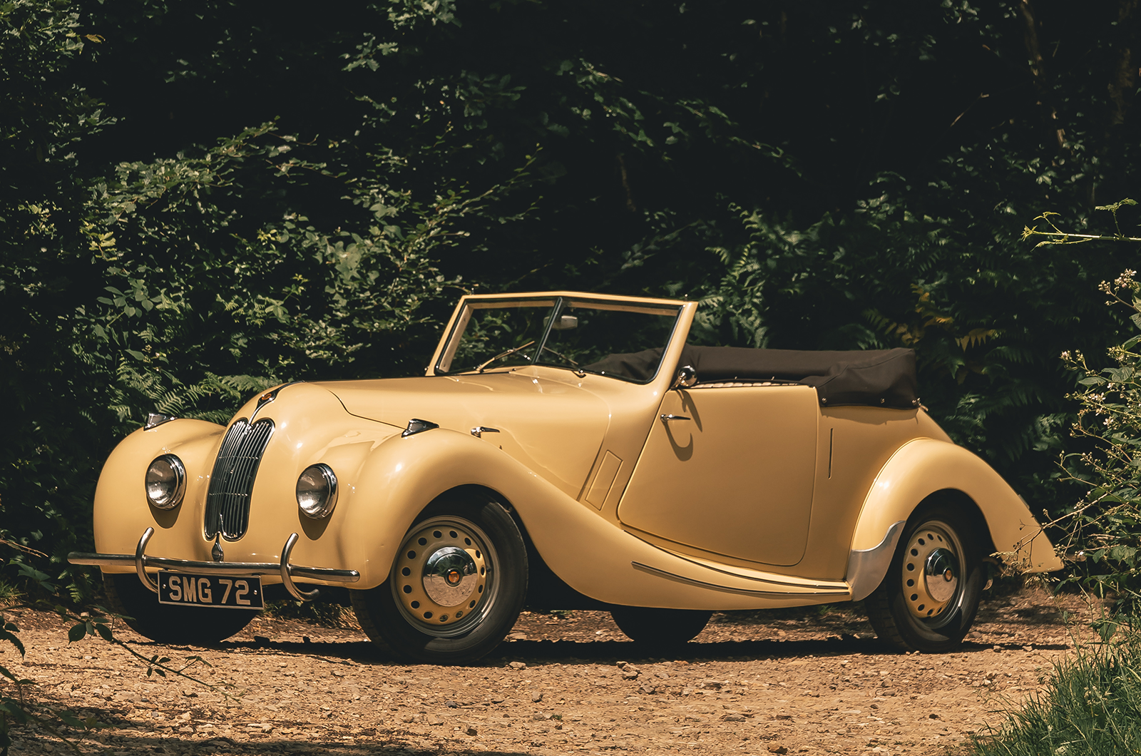 Classic & Sports Car – Bristol 400 drophead coupé: open season