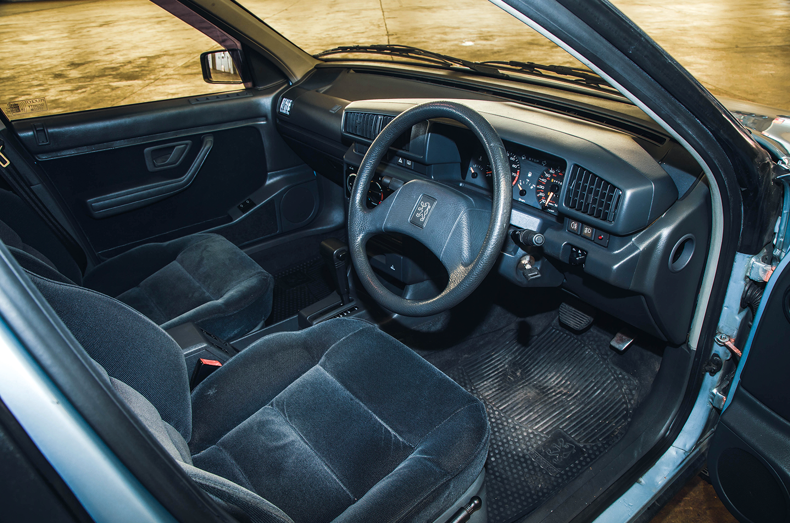 Classic & Sports Car – European Car of the Year at 60