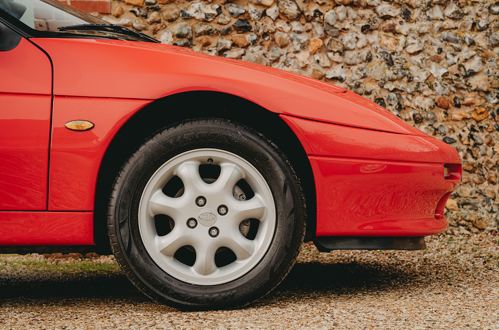 Classic & Sports Car – Lotus Elans vs Kia Elan: Hethel’s front-drive family