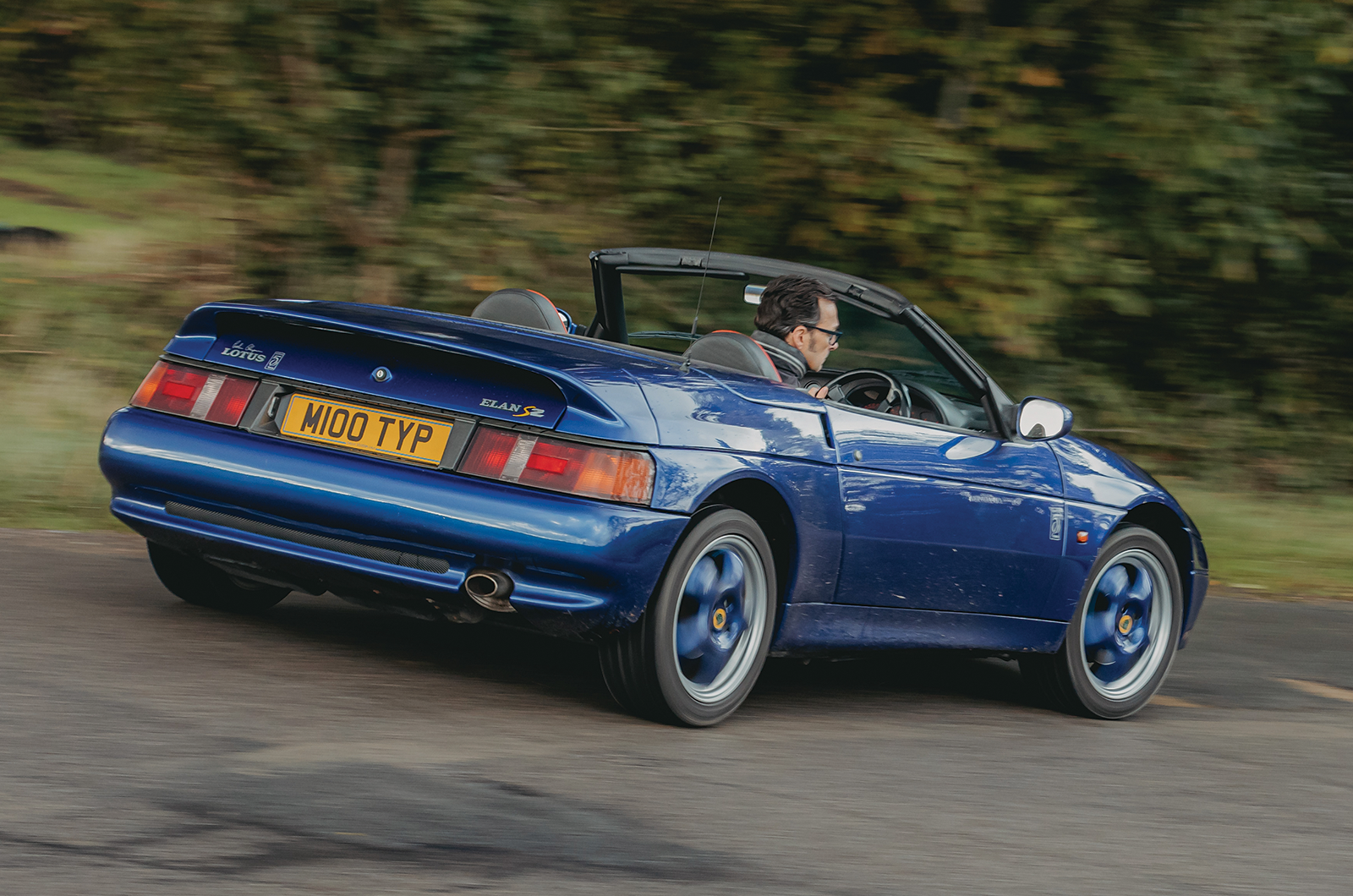 Classic & Sports Car – Lotus Elans vs Kia Elan: Hethel’s front-drive family