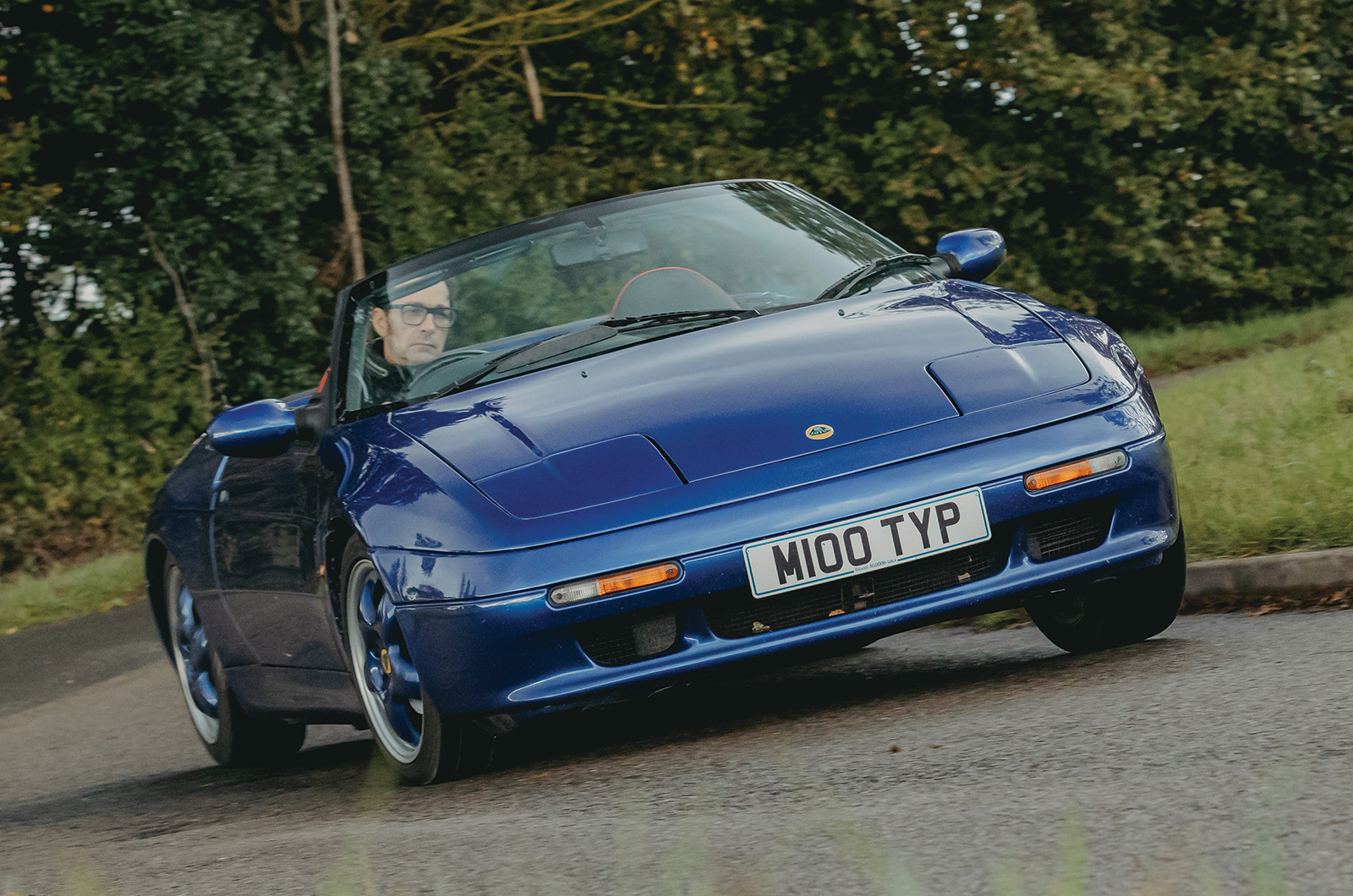 Classic & Sports Car – Lotus Elans vs Kia Elan: Hethel’s front-drive family