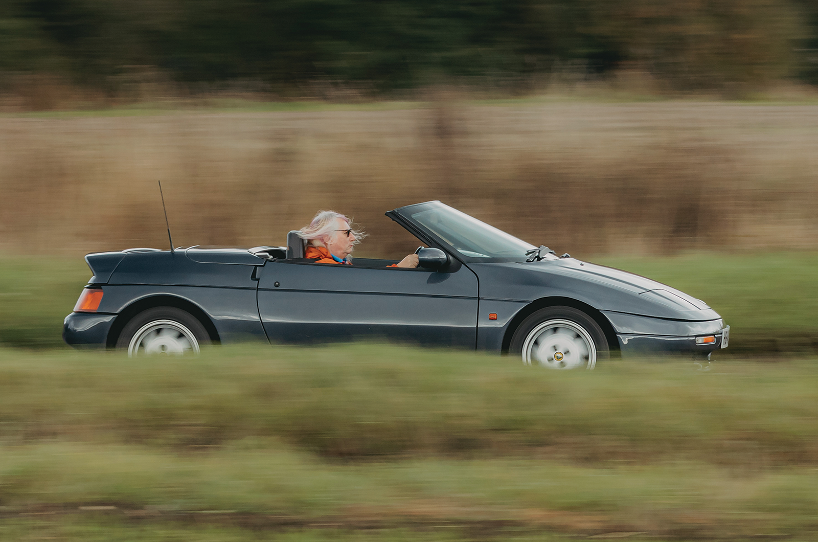 Classic & Sports Car – Lotus Elans vs Kia Elan: Hethel’s front-drive family