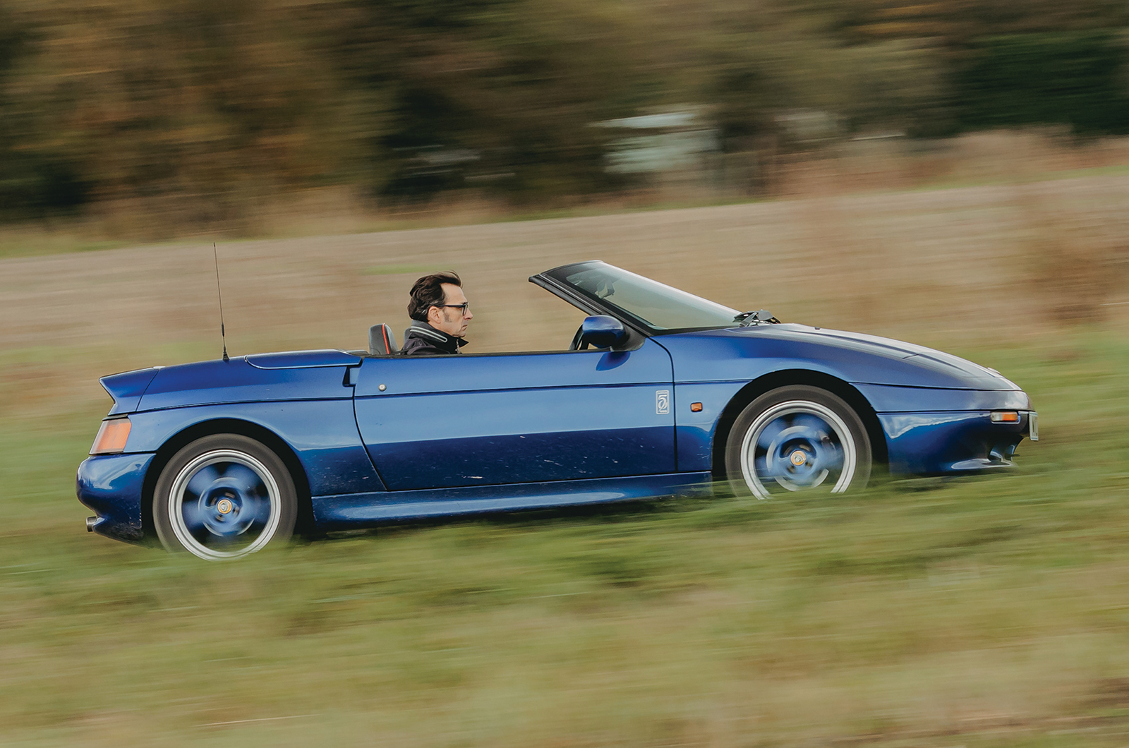 Classic & Sports Car – Lotus Elans vs Kia Elan: Hethel’s front-drive family