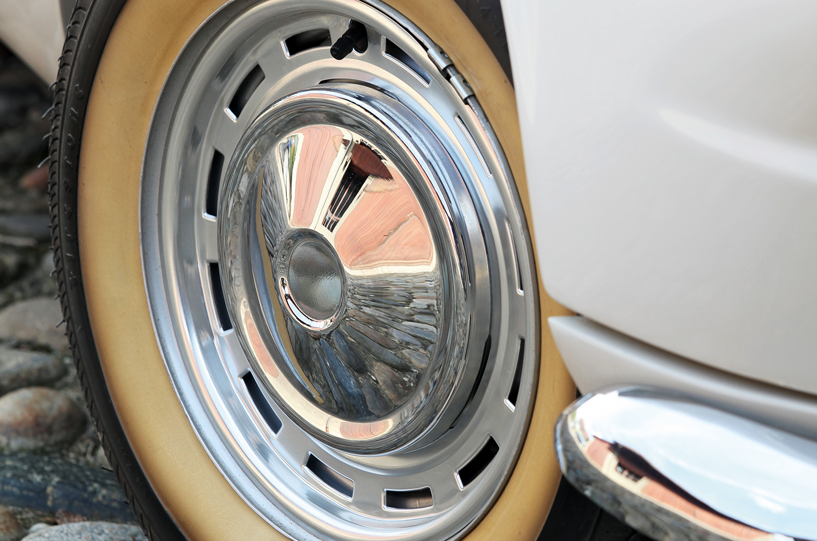 Classic & Sports Car – Triumph Spitfire Mk1: Alpine adventure