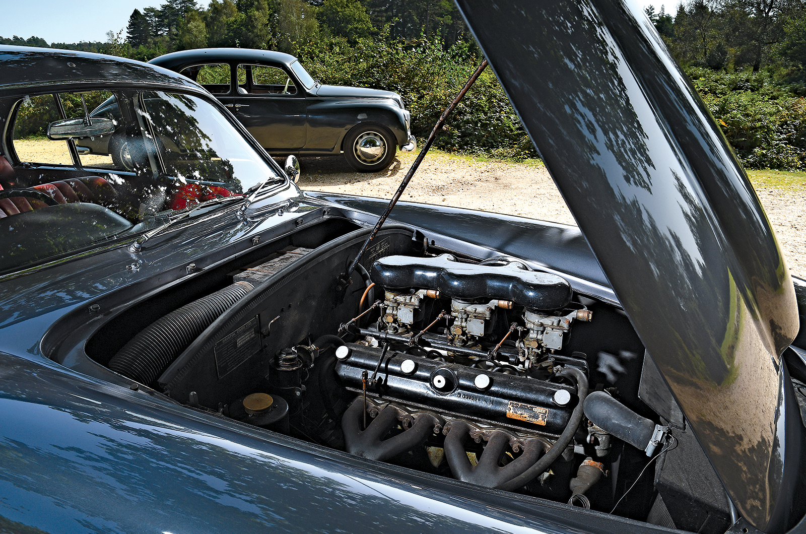 Classic & Sports Car – Bristol 405 vs Lancia Aurelia B10: focus on the finer things