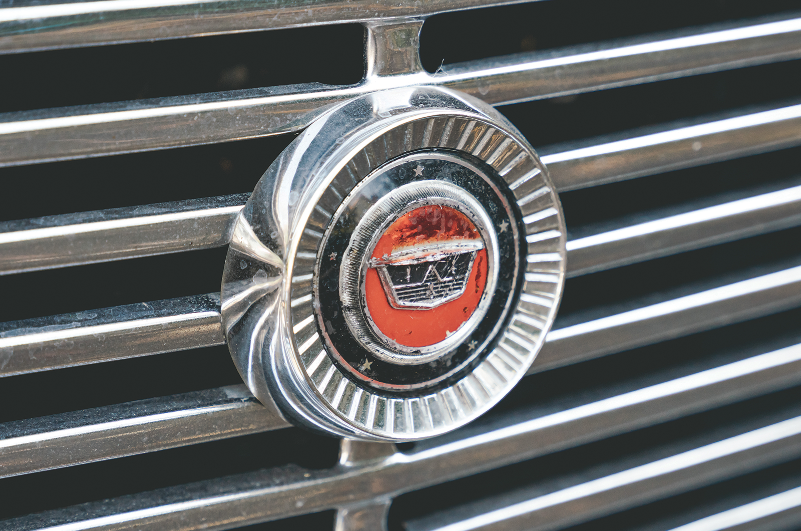 Classic & Sports Car – Ford Zephyr MkII Farnham estate: getting the wagon rolling