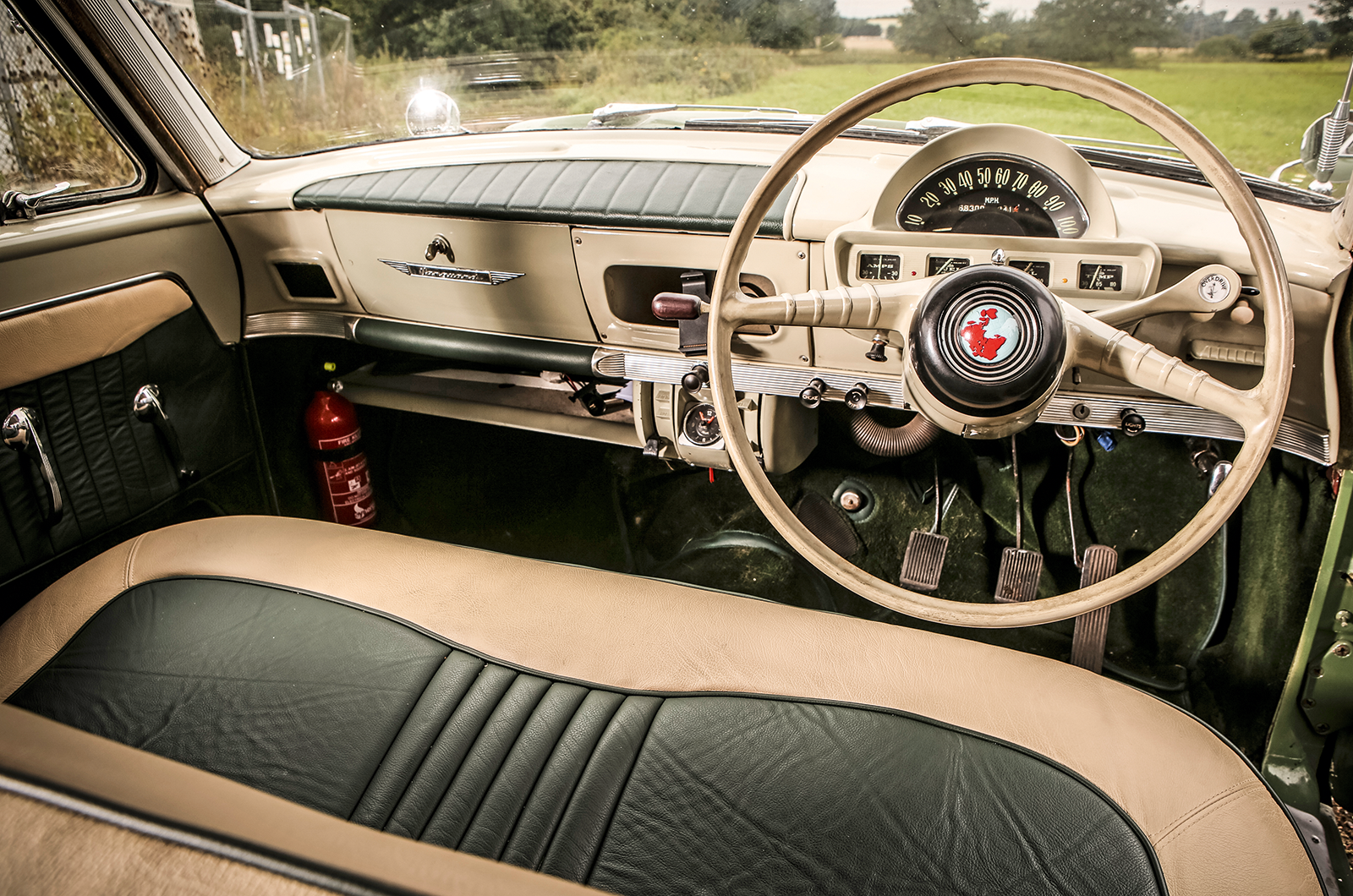 Classic & Sports Car – Standard Vanguard Sportsman vs Humber Hawk: Coventry’s middle class