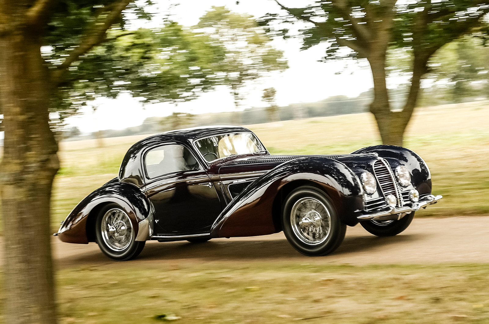Classic & Sports Car – Delahaye Type 145: the retired racer turned chic coupé