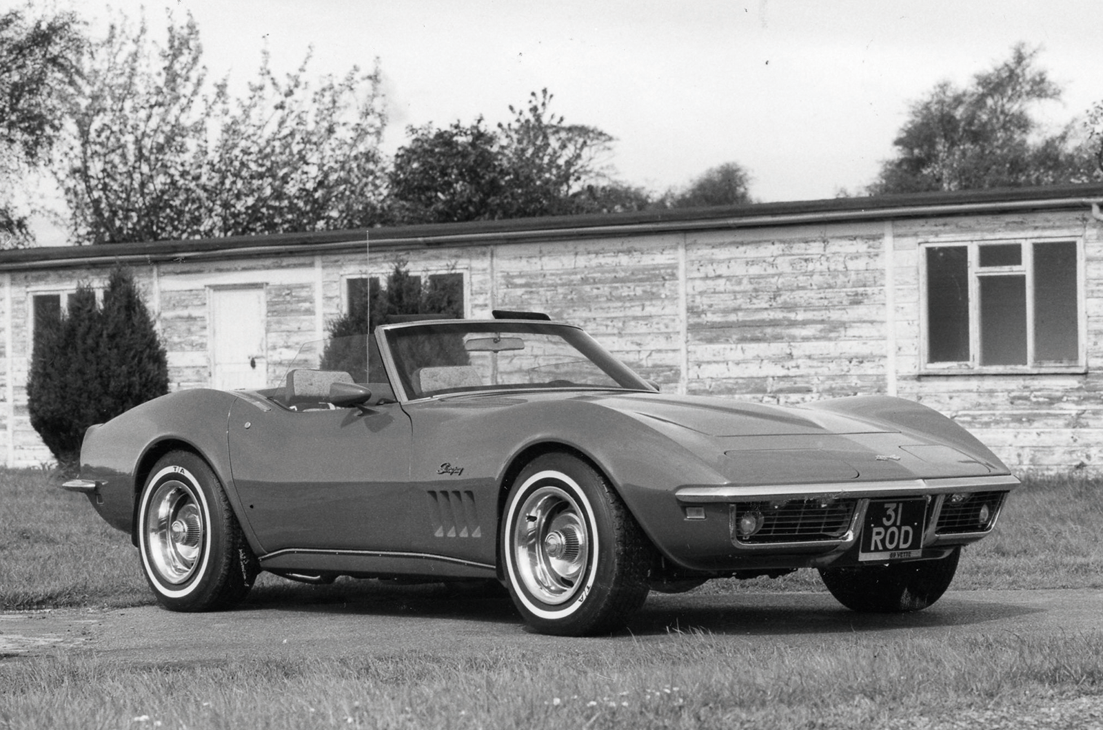 Classic & Sports Car – Jaguar E-type V12: return of the silent sports car