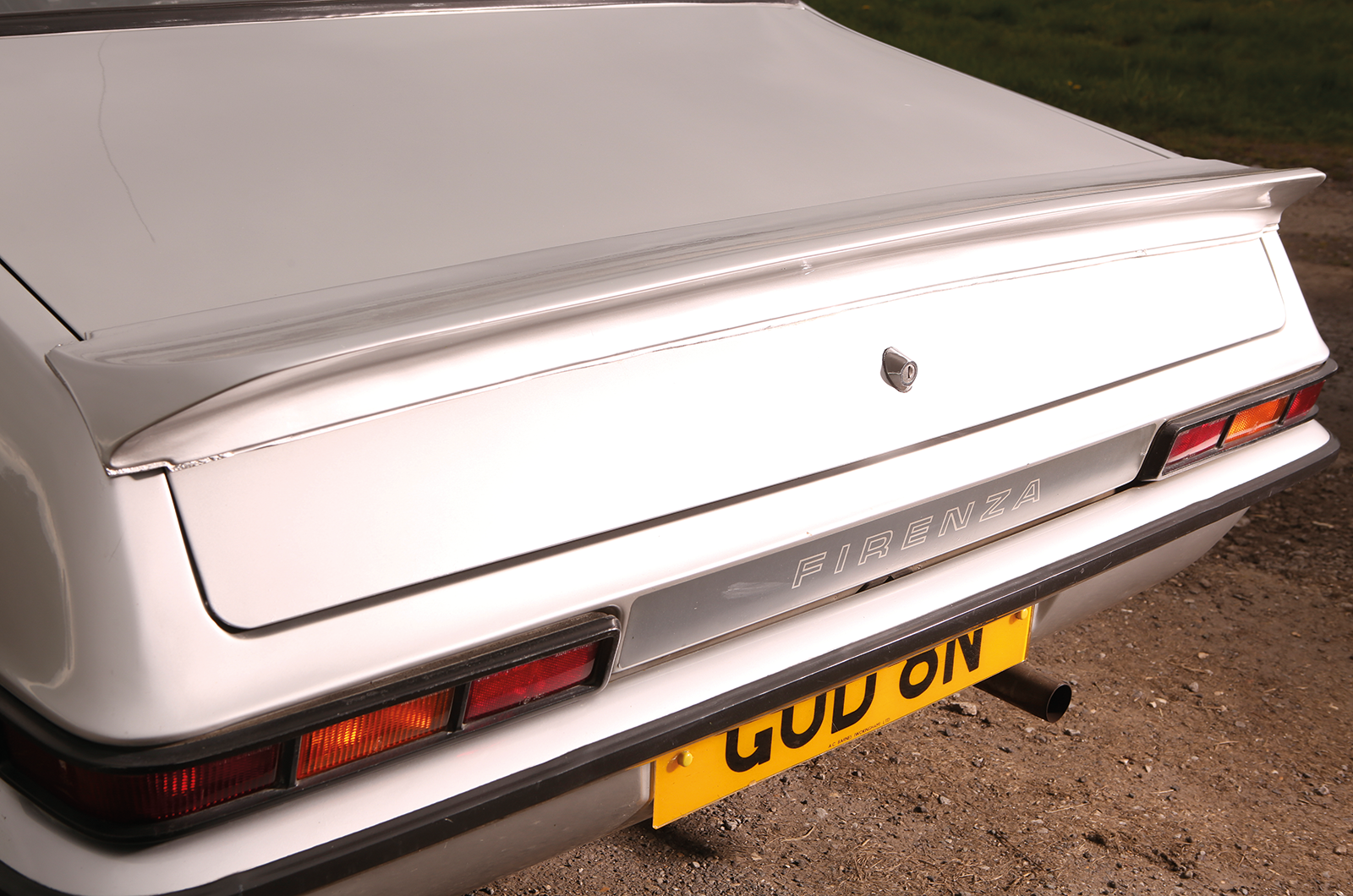 Classic & Sports Car – Ford Escort vs Hillman Avenger vs Vauxhall Firenza: hot hatch beaters