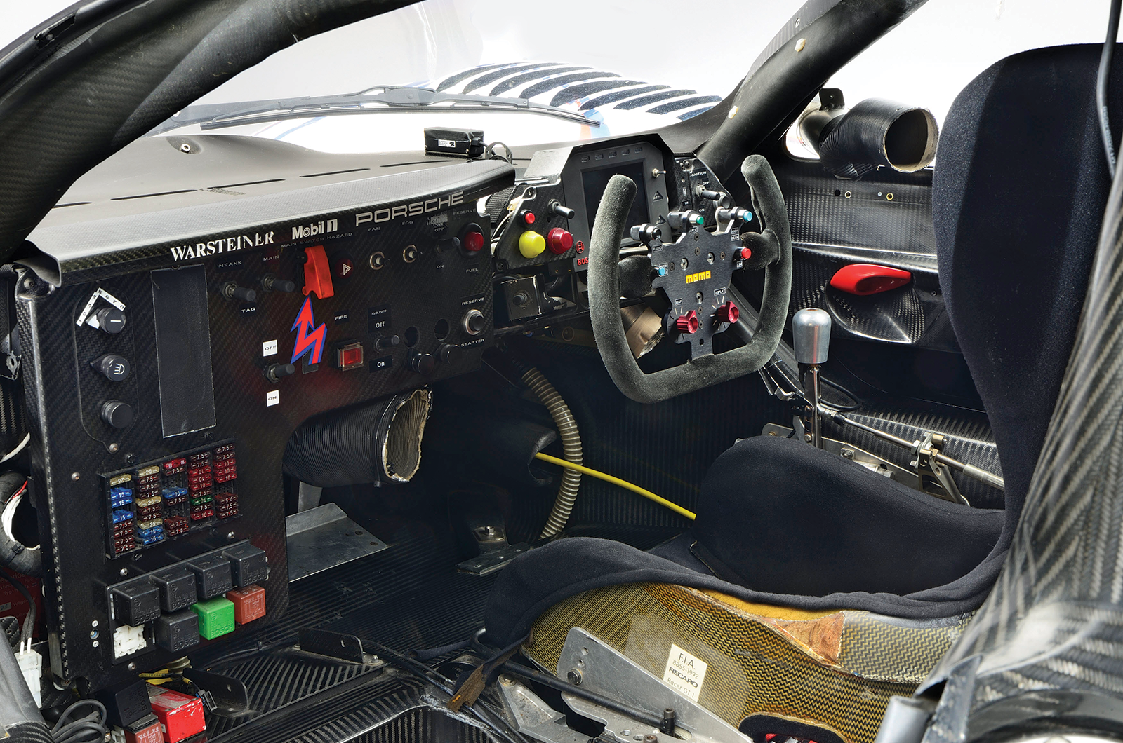 Classic & Sports Car – Porsche 911 turbo racers: blown away