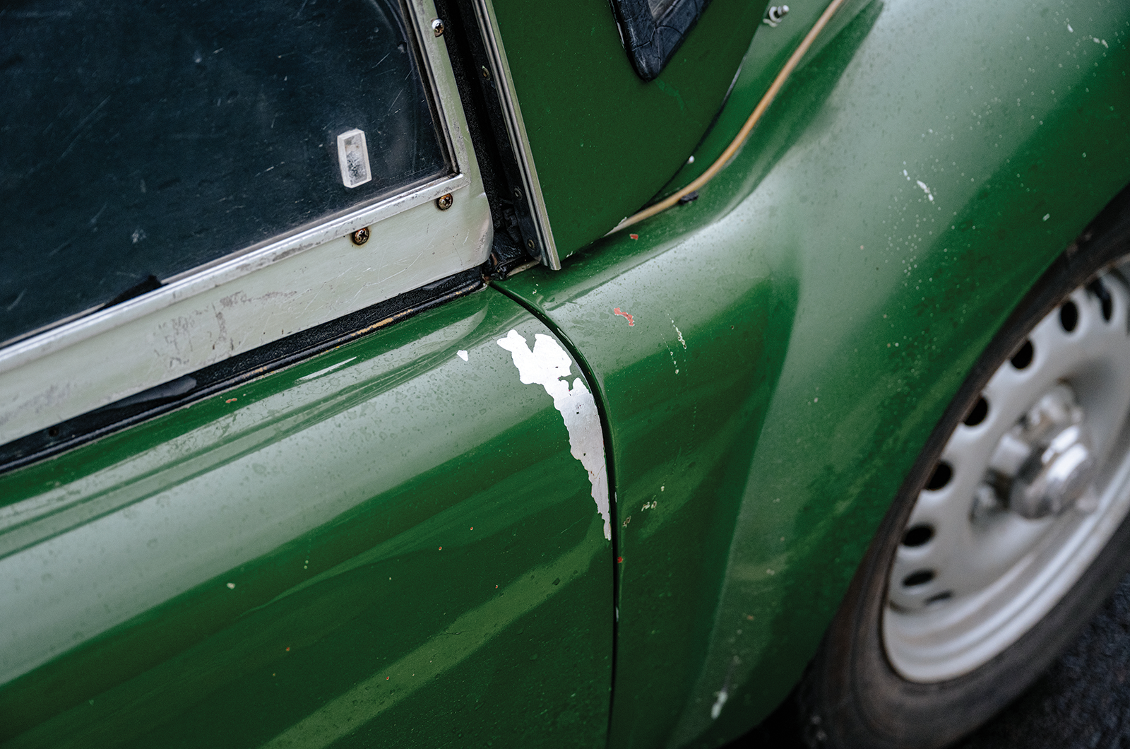 Classic & Sports Car – MGA Twin Cam: on track in an ex-works racer