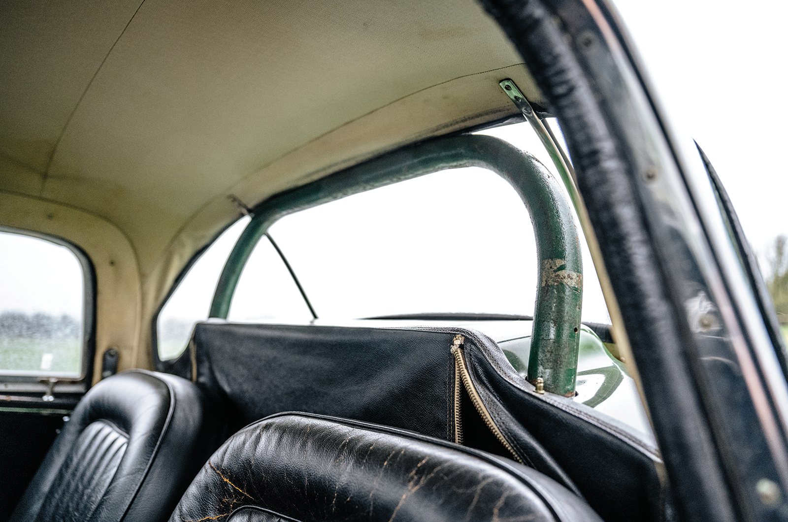 Classic & Sports Car – MGA Twin Cam: on track in an ex-works racer