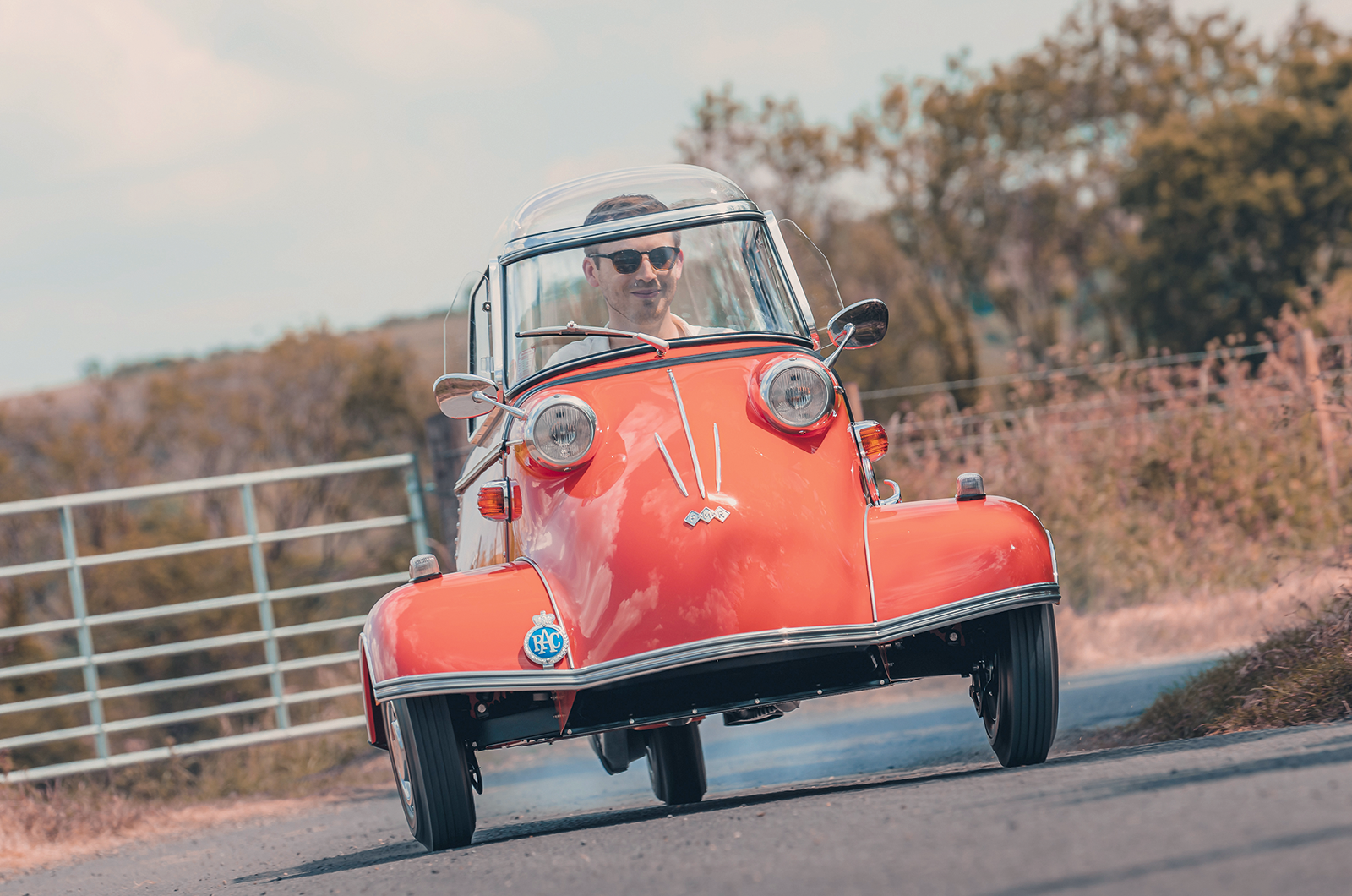 自動車  Isetta 300 MESSERSHMITT KR200 Isetta 300 and FMR KR200: meet the bubble-car king | Classic