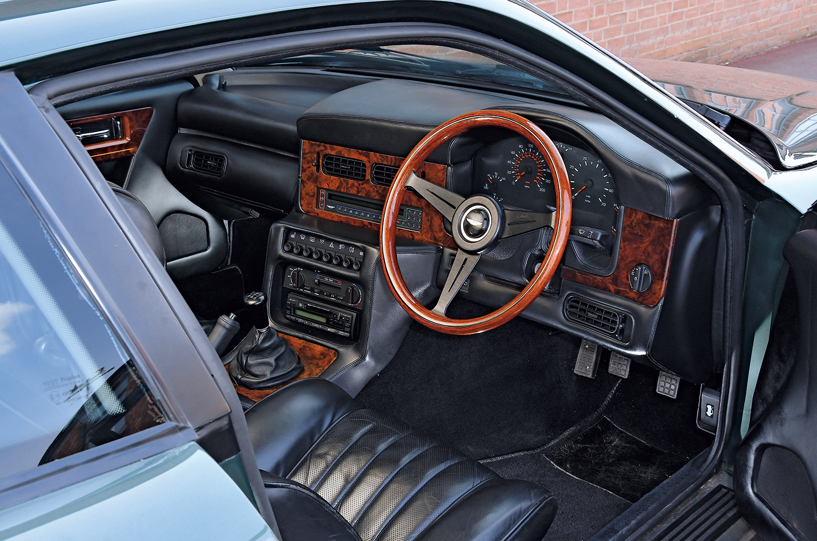 Classic & Sports Car – Aston Martin Virage 6.3: stop-gap treasure