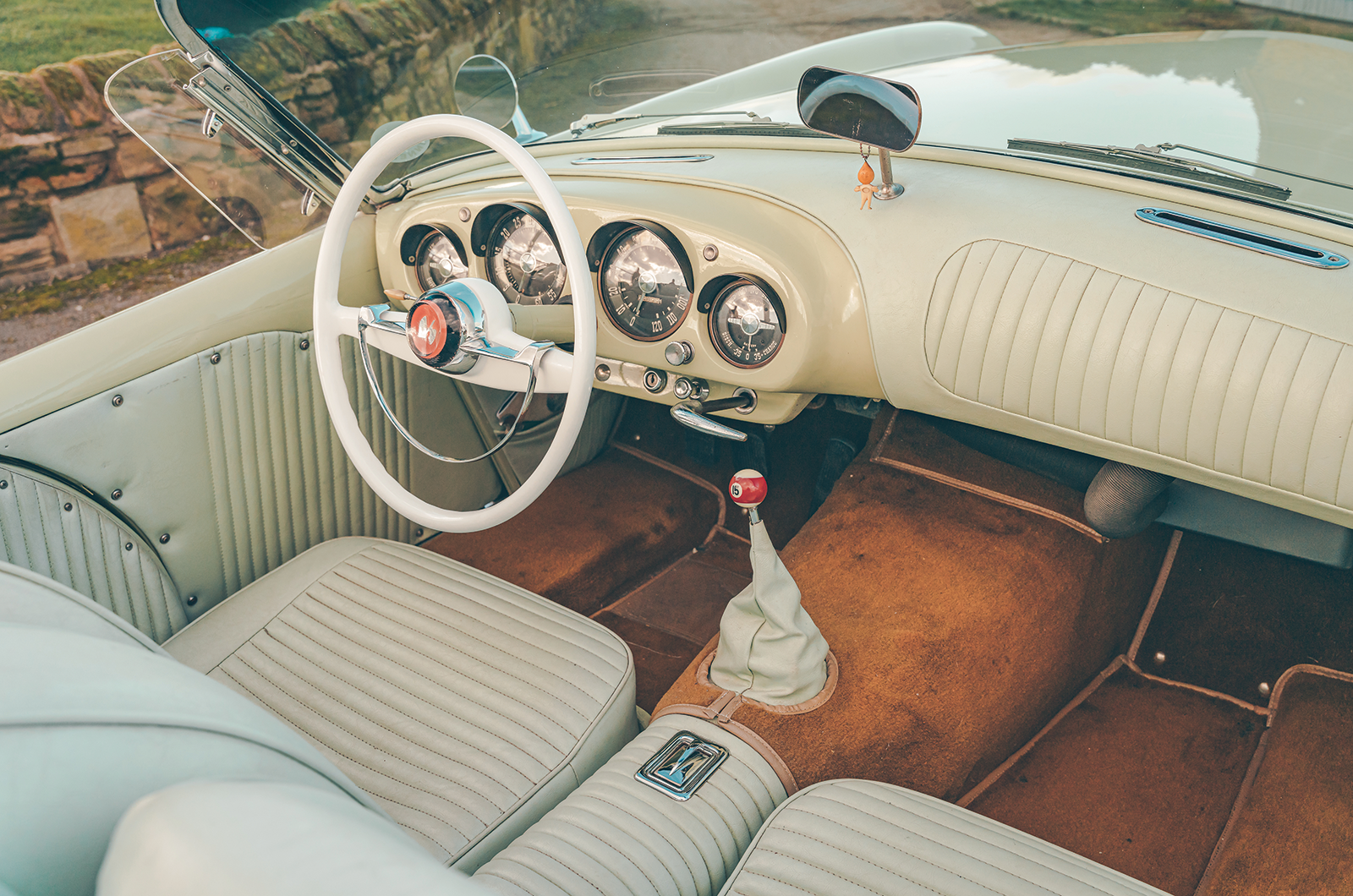 Classic & Sports Car – Kaiser-Darrin KF-161: slide and prejudice