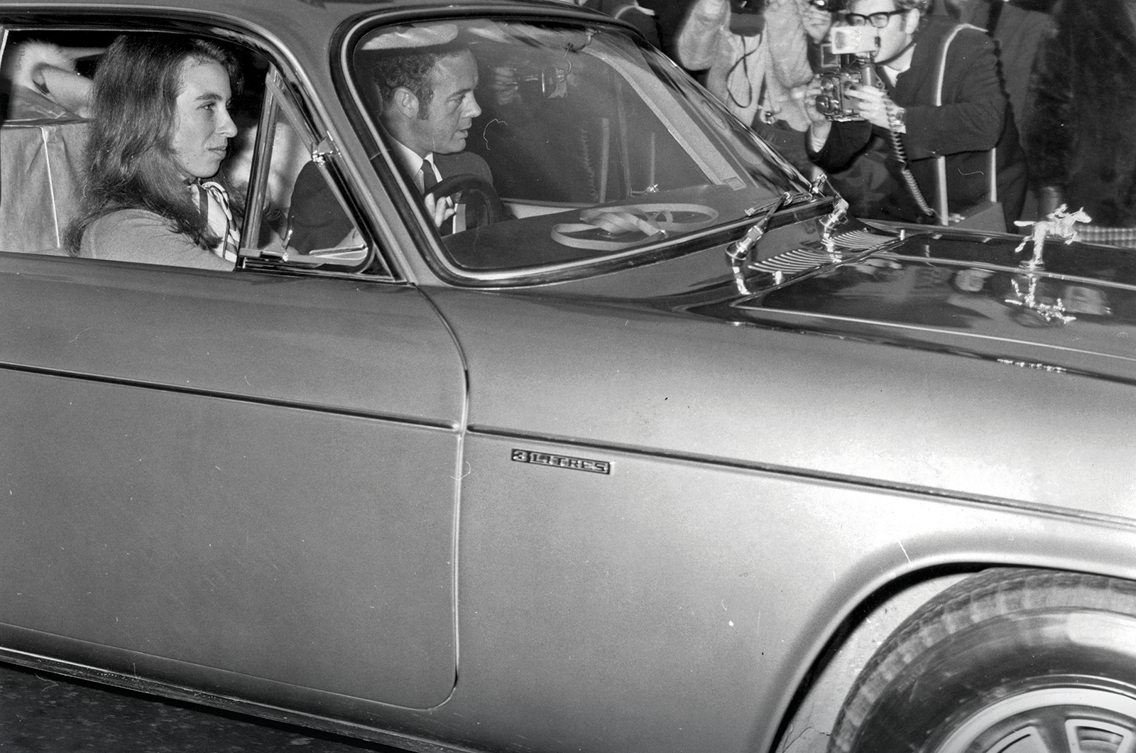 Classic & Sports Car – Middlebridge Scimitar GTE: by Royal appointment