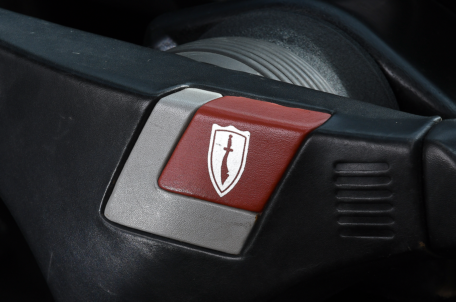 Classic & Sports Car – Middlebridge Scimitar GTE: by Royal appointment