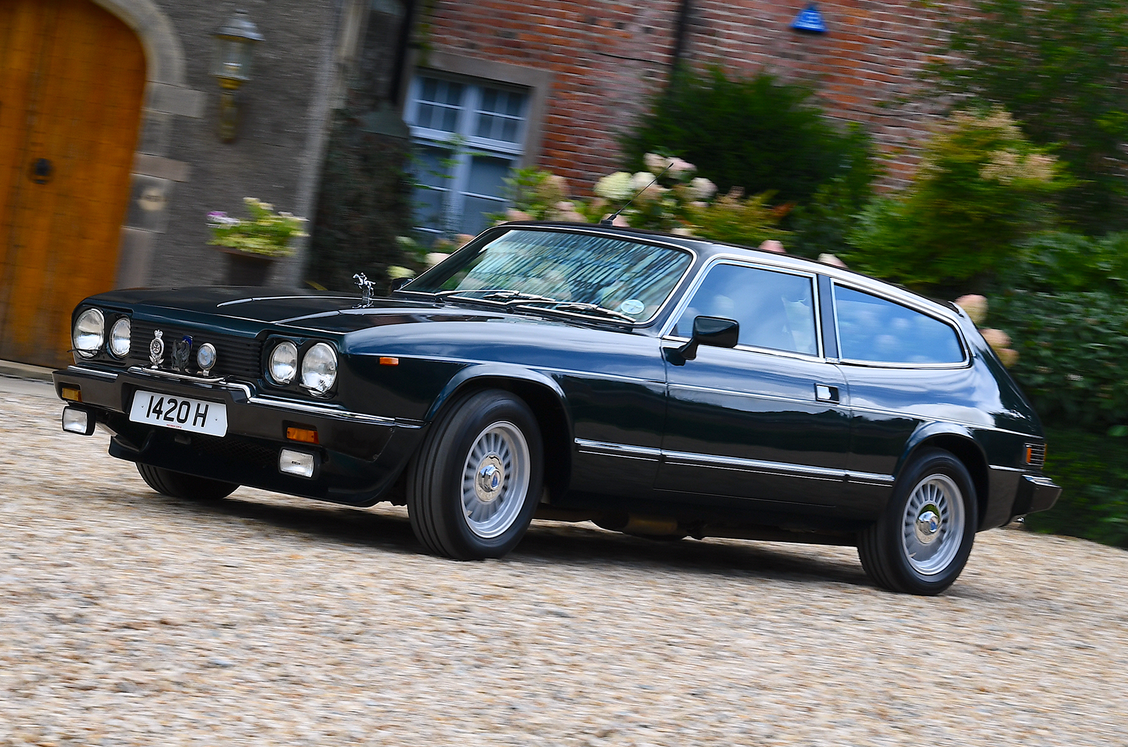 Classic & Sports Car – Middlebridge Scimitar GTE: by Royal appointment