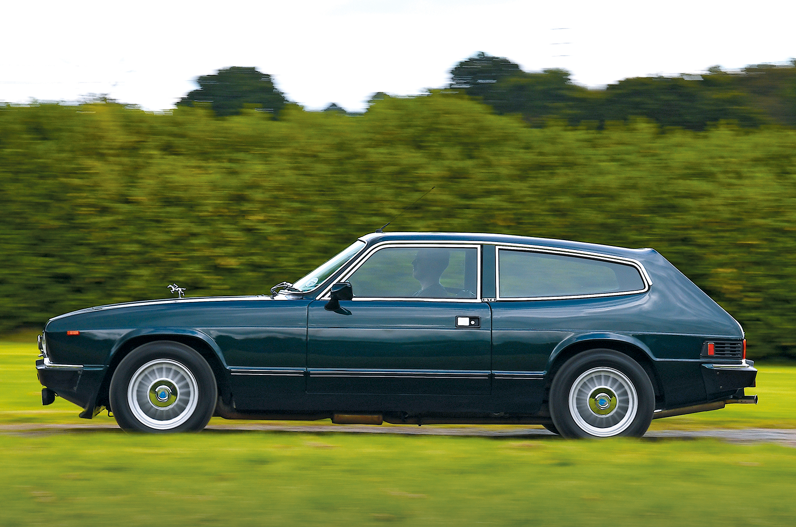 Classic & Sports Car – Middlebridge Scimitar GTE: by Royal appointment