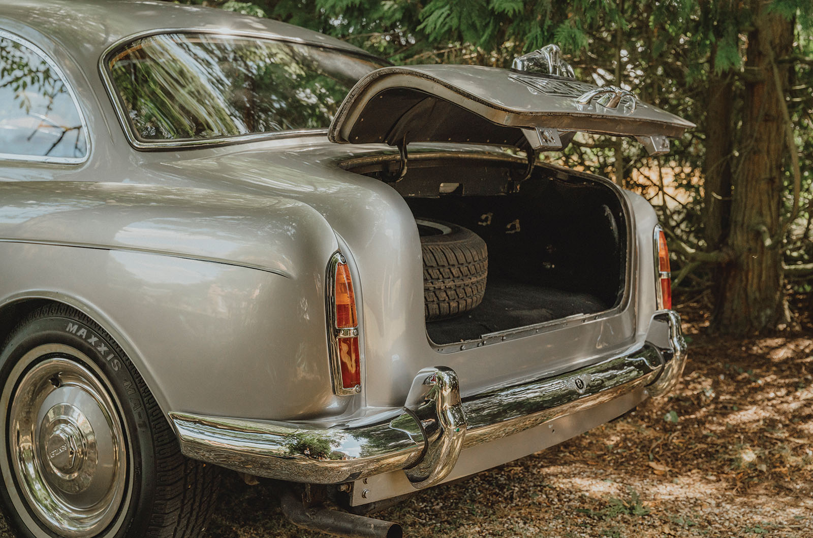 Classic & Sports Car – Unique Bentley S2 Continental: chop and change
