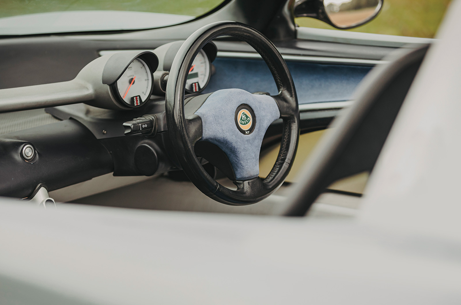 Classic & Sports Car – Renault Sport Spider vs Lotus 340R: diet poke