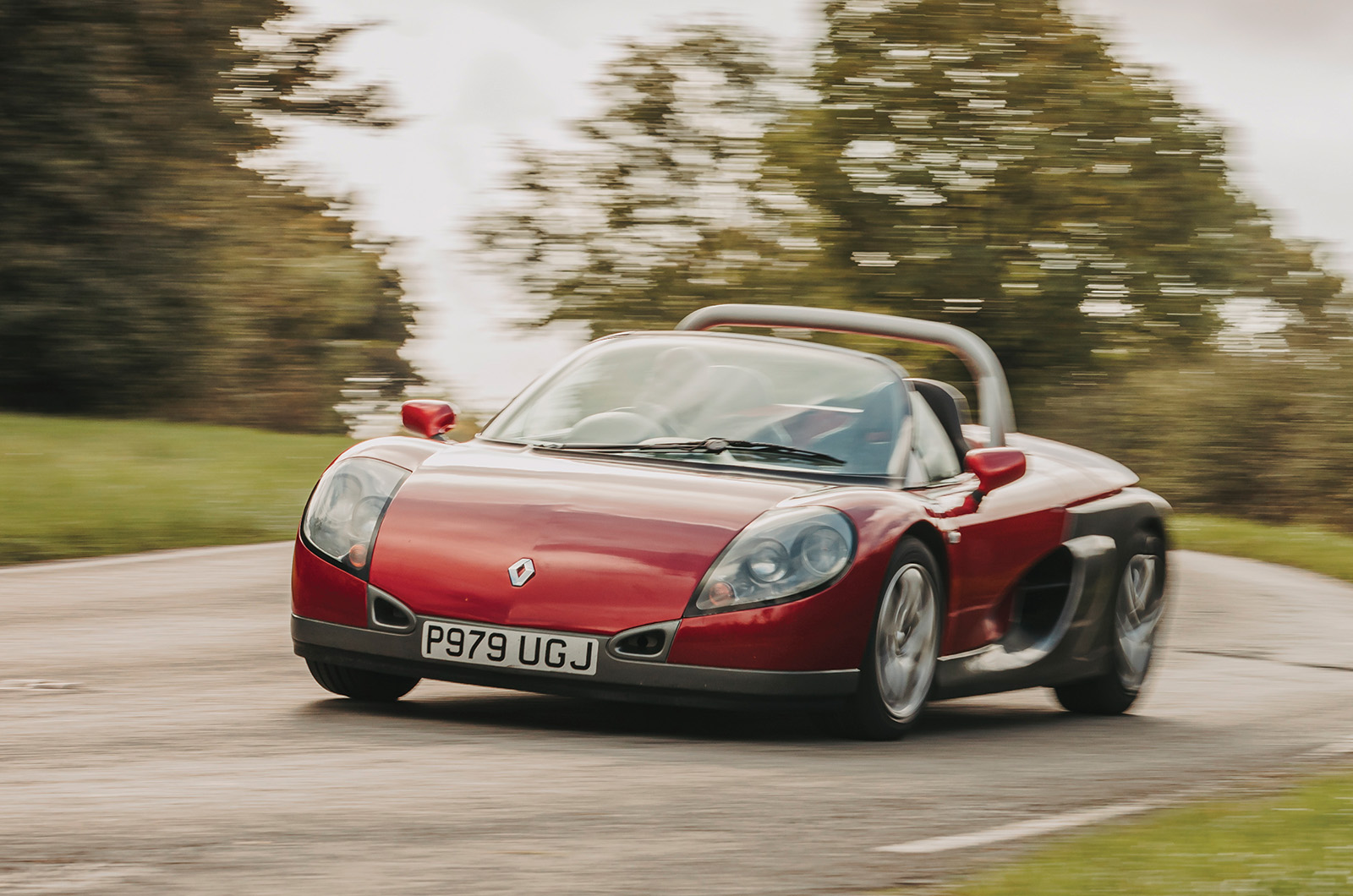 Classic & Sports Car – Renault Sport Spider vs Lotus 340R: diet poke