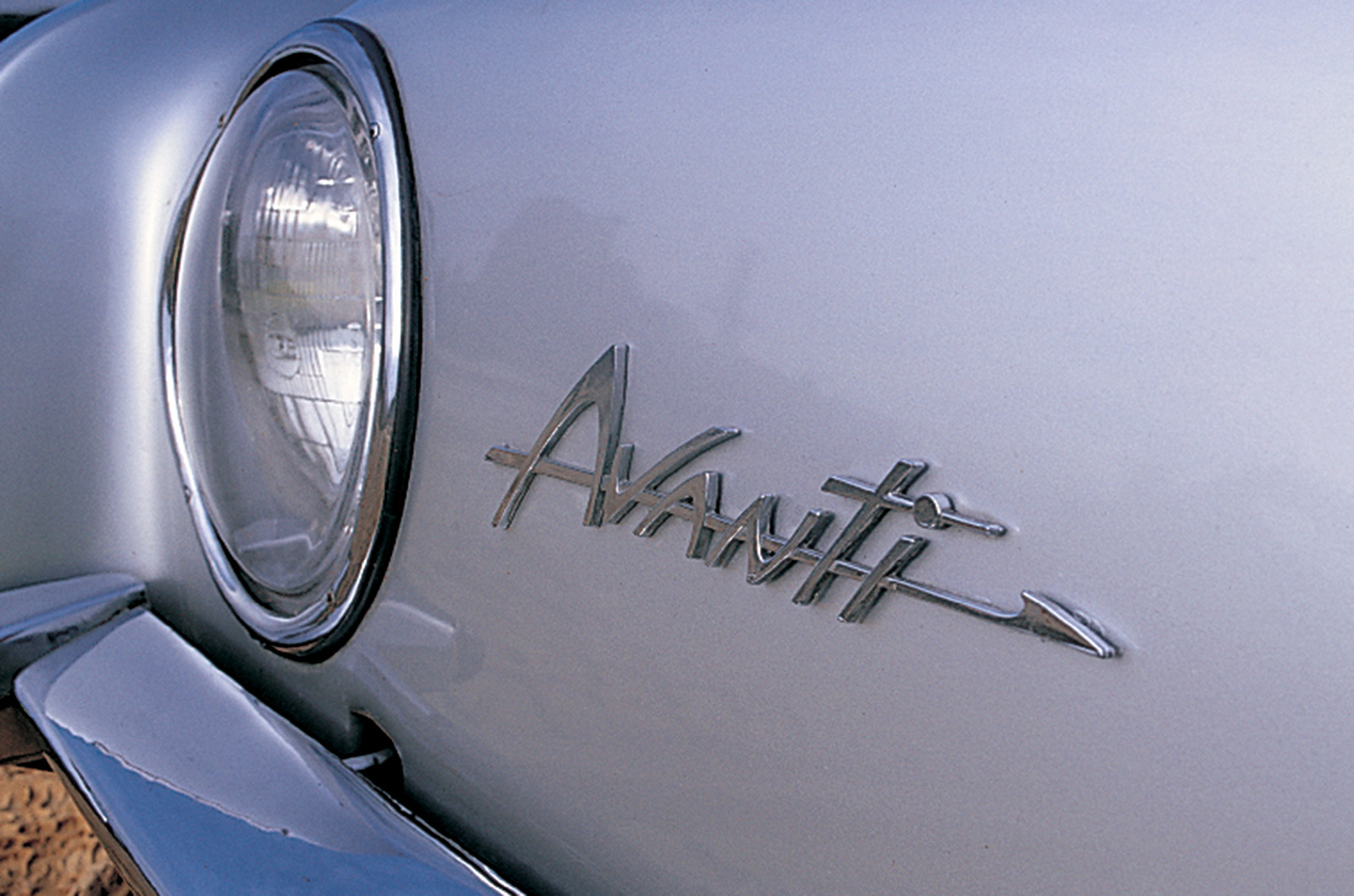 Classic & Sports Car – Studebaker Avanti: Loewy’s rider