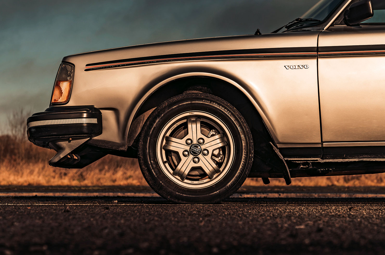 Classic & Sports Car – Volvo 242 GT: the flying brick
