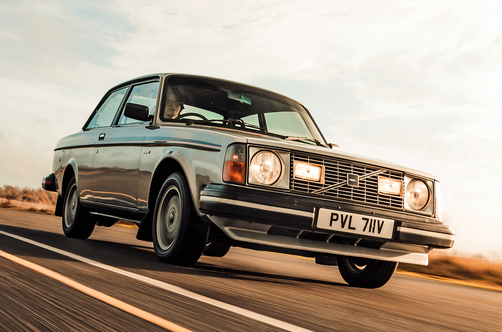 Classic & Sports Car – Volvo 242 GT: the flying brick