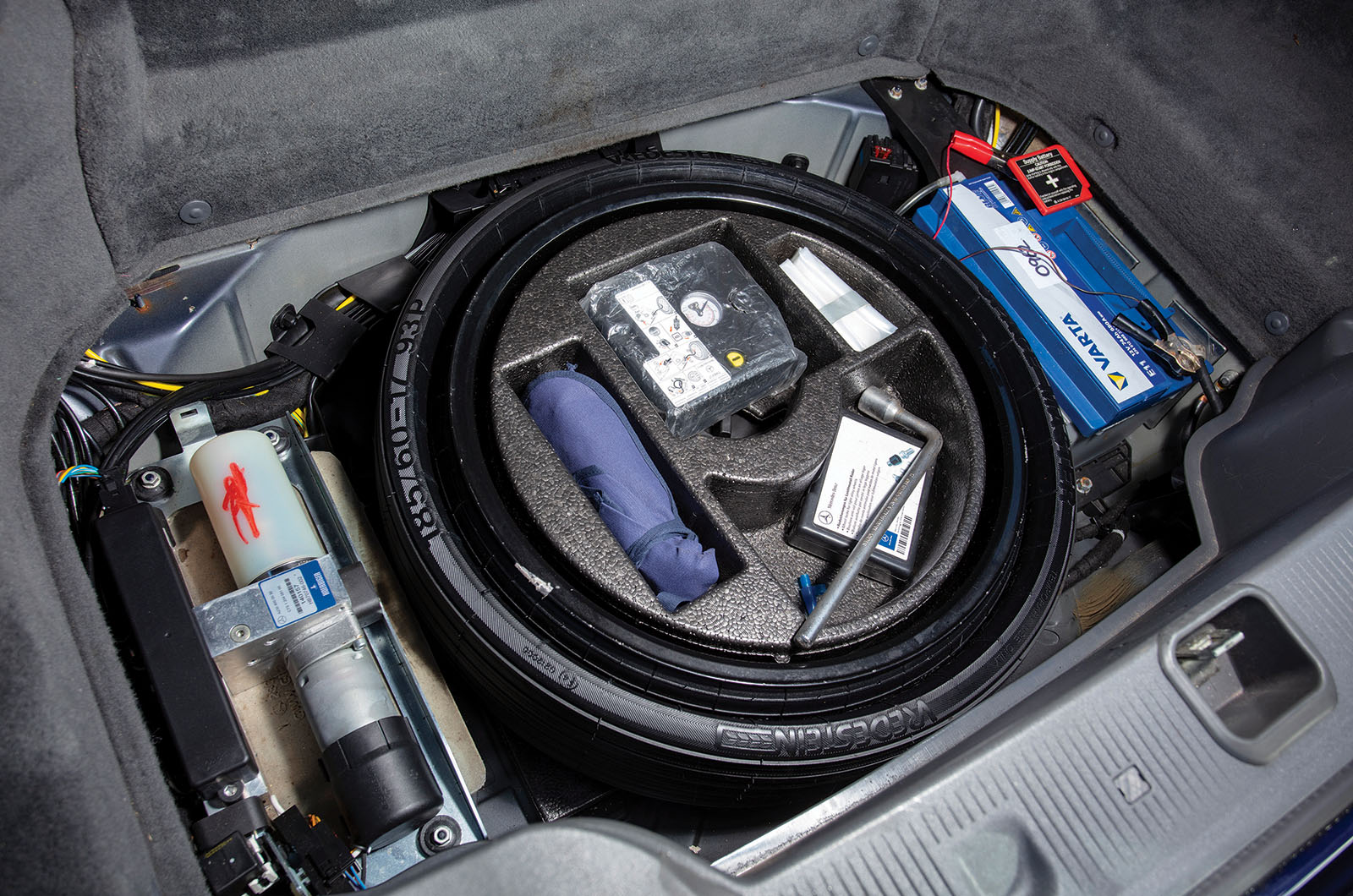 Classic & Sports Car – Buyer’s guide: Mercedes-Benz SL (R230)