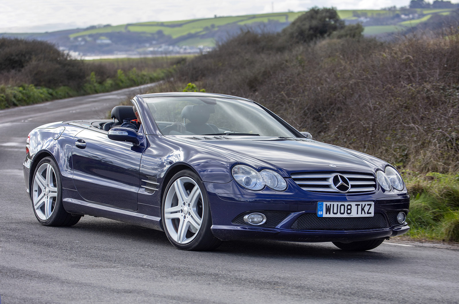 Classic & Sports Car – Buyer’s guide: Mercedes-Benz SL (R230)