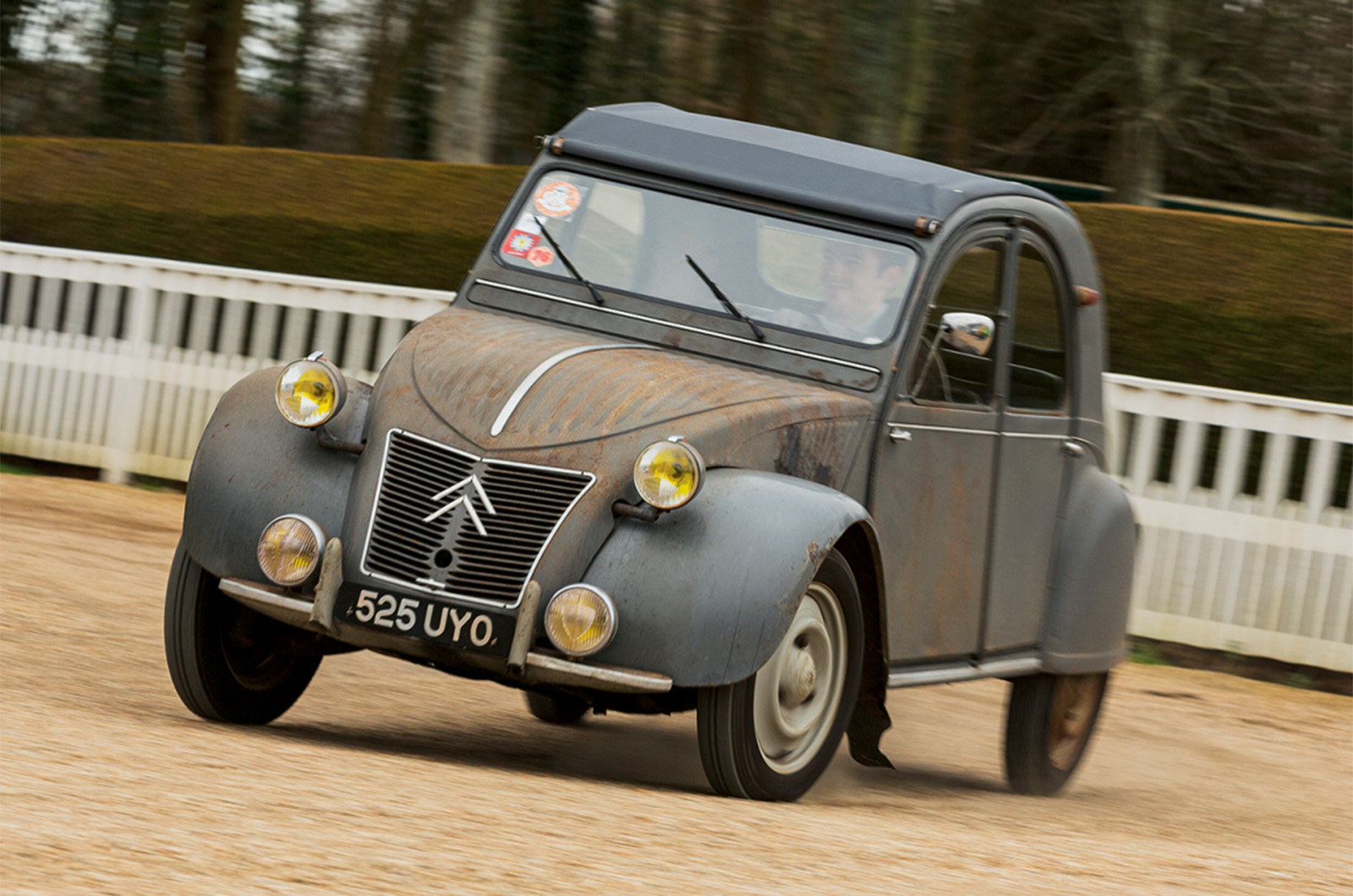Classic & Sports Car – Citroën 2CV to return